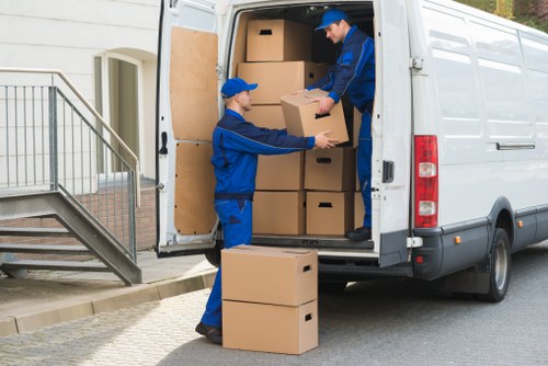 Professional packing and unpacking services for a Shoreditch home move